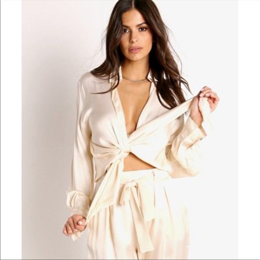 Indah | Tilda Long Sleeve Tie Top in Apres Size Extra Small New With Tags